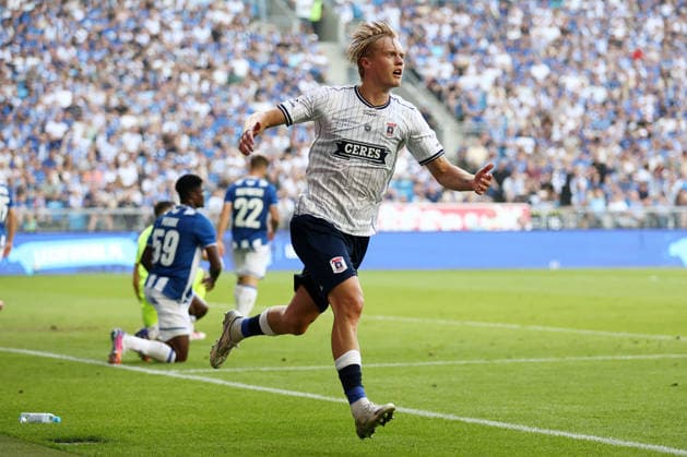 Lech Poznan V Aarhus GF - UEFA Champions League 2026 2027 Second Qualifying Round Second Leg Tobias Bech during the UEFA Champions League 2026 2027 Second Qualifying Round Second Leg match between Lech Poznan and Aarhus GF at Enea Stadium in Poznan, Poland, on July 29, 2026. Poznan Poland  Copyright: xPiotrxMatusewiczx originalFilename:matusewicz-lechpozn260729_nppxj.jpg