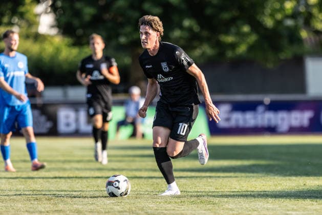 Freisteller Einzelbild Oliver Wähling (SSV Ulm 1846 Fußball, 10) VfB Friedrichshafen vs. SSV Ulm 1846 Fußball, Fussball, Wfv-Pokal, 2. Runde, Zeppelinstadion Friedrichshafen 29.07.26 VfB Friedrichshafen vs. SSV Ulm 1846 Fußball, Fussball, Wfv-Pokal, 2. Runde, Zeppelinstadion Friedrichshafen 29.07.26 Friedrichshafen *** Cropped Single Image: Oliver Wähling, SSV Ulm 1846 Soccer, 10 VfB Friedrichshafen vs. SSV Ulm 1846 Soccer, Wfv Cup, Round 2, Zeppelinstadion Friedrichshafen, July 29, 2026, VfB Friedrichshafen vs. SSV Ulm 1846 Soccer, WFV Cup, 2nd Round, Zeppelin Stadium, Friedrichshafen, July 29, 2026, Friedrichshafen Copyright: xEibner-Pressefotox EP_EER