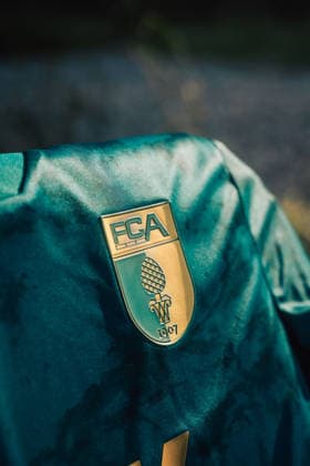 29.07.2026, GER, Fussball, Herren, FC Augsburg, Auswärtstrikot, Saison 2026 2027, FCA, FCA stellt neues Auswärtstrikot vor. *** July 29, 2026, GER, Soccer, Men s, FC Augsburg, Away Jersey, 2026–2027 Season, FCA, FCA Unveils New Away Jersey