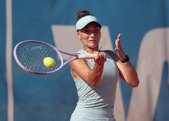 Julia Stusek (GER), Damen Einzel, Ladies Singles, CTS Ladies Open Hechingen *** Julia Stusek GER, Women s Singles, CTS Ladies Open Hechingen Copyright: xJuergenxHasenkopfx