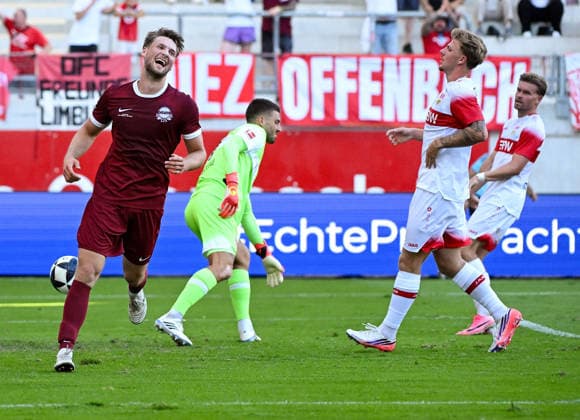 29.07.2026, xpsx, Fussball Testspiel, Kickers Offenbach - VfB Stuttgart v.l. celebrate the goal, Torjubel zum 1:3 Torschütze Benedikt von Hagen (Offenbacher Kickers) (DFL DFB REGULATIONS PROHIBIT ANY USE OF PHOTOGRAPHS as IMAGE SEQUENCES and or QUASI-VIDEO) emspor Offenbach *** July 29, 2026, xpsx, Soccer Friendly Match, Kickers Offenbach vs. VfB Stuttgart—celebrating the goal, Goal celebration for the 1-3 goal; scorer: Benedikt von Hagen, Offenbach Kickers. DFL and DFB regulations prohibit any use of photographs as image sequences and or quasi-video. emspor Offenbach