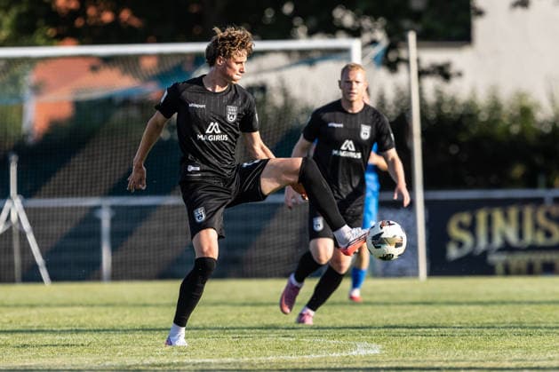 Oliver Wähling (SSV Ulm 1846 Fußball, 10) VfB Friedrichshafen vs. SSV Ulm 1846 Fußball, Fussball, Wfv-Pokal, 2. Runde, Zeppelinstadion Friedrichshafen 29.07.26 VfB Friedrichshafen vs. SSV Ulm 1846 Fußball, Fussball, Wfv-Pokal, 2. Runde, Zeppelinstadion Friedrichshafen 29.07.26 Friedrichshafen *** Oliver Wähling, SSV Ulm 1846 Soccer, 10 VfB Friedrichshafen vs. SSV Ulm 1846 Soccer, Wfv Cup, 2nd Round, Zeppelinstadion Friedrichshafen, July 29, 2026, VfB Friedrichshafen vs. SSV Ulm 1846 Soccer, WfV Cup, 2nd Round, Zeppelinstadion, Friedrichshafen, July 29, 2026, Friedrichshafen Copyright: xEibner-Pressefotox EP_EER