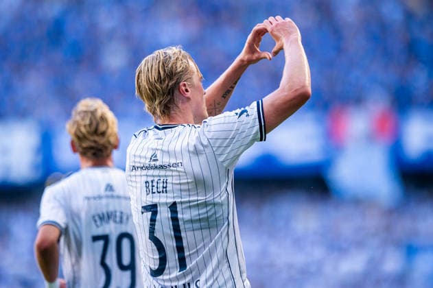 Tobias Bech celebration during UEFA Champions League second qualifying round 26 27 match between teams of Lech Poznan and Aarhus GF (Gleb Soboliev Ball Raw Images) Poznan ENEA Stadion Poland Copyright: xGlebxSobolievx DSC_2071