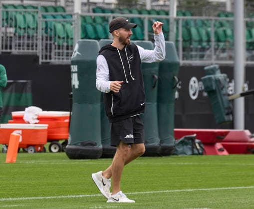 New York Jets quarterback coach Bill Musgrave during training camp at the Atlantic Health Jets Training Center, Florham Park, New Jersey. CSM Florham Park United States - ZUMAc04_ 20260729_zma_c04_009 Copyright: xDuncanxWilliamsx