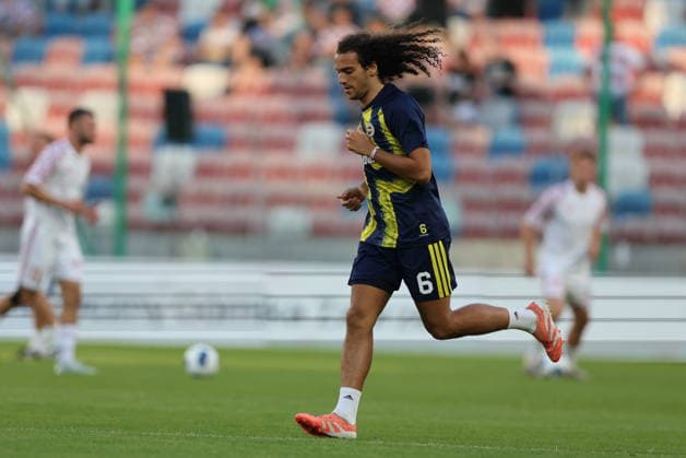 Gornik Zabrze v Fenerbahce - UEFA Champions League - Qualifying round ZABRZE, POLAND - JULY 29: Matteo Guendouzi (6) of Fenerbahce warms up ahead of UEFA Champions League second leg of the second qualifying round at Arena Zabrze in Zabrze, Poland on July 29, 2026. Jakub Porzycki Anadolu Zabrze Poland. Editorial use only. Please get in touch for any other usage.  Copyright: x2026xAnadoluxJakubxPorzyckix
