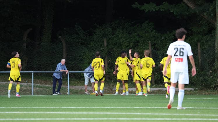 29.07.2026, xrekx, Fussball Schroeder-Liga Saar, 1. FC Saarbruecken II - SpVgg Quierschied v.l. Saar, 1. FC Saarbruecken II - SpVgg Quierschied v.l. Torjubel nach dem Tor zum celebrating the goal celebrate 2:1 durch Lavri Junior O Neil (1. FC Saarbrücken II) (DFL DFB REGULATIONS PROHIBIT ANY USE OF PHOTOGRAPHS as IMAGE SEQUENCES and or QUASI-VIDEO) Saarbruecken *** July 29, 2026, xrekx, Soccer, Schroeder League Saar, 1 FC Saarbrücken II vs. SpVgg Quierschied v l Saar, 1 FC Saarbrücken II vs. SpVgg Quierschied – Goal celebration after Lavri Junior O Neil scored the 2–1 goal for 1 FC Saarbrücken II. DFL and DFB regulations prohibit any use of photographs as image sequences and or quasi-videoIDEO Saarbrücken