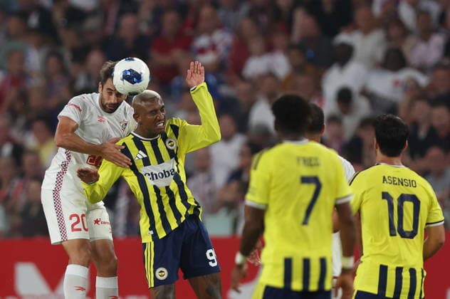 Gornik Zabrze v Fenerbahce - UEFA Champions League - Qualifying round ZABRZE, POLAND - JULY 29: Talisca (94) of Fenerbahce in action during the UEFA Champions League second leg of the second qualifying round at Arena Zabrze in Zabrze, Poland on July 29, 2026. Jakub Porzycki Anadolu Zabrze Poland. Editorial use only. Please get in touch for any other usage.  Copyright: x2026xAnadoluxJakubxPorzyckix