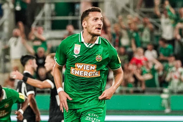 Fussball: Österreich: UEFA Conference League Qualifikation 2026 2027 - 2. Runde, 29.07.2027 - SK Rapid Wien (Österreich) vs. FC Santa Coloma (Andorra) - Allianz Stadion (Wien, Hütteldorf, Österreich); Ercan Kara (Rapid Wien) bejubelt sein Tor zum 3-1 *** Soccer Austria UEFA Conference League Qualifiers 2026–2027, Round 2, July 29, 2027: SK Rapid Vienna (Austria) vs. FC Santa Coloma (Andorra) at Allianz Stadium, Vienna, Hütteldorf, Austria. Ercan Kara of Rapid Vienna celebrates his goal to make it 3–1. Copyright: xLUKAxKOLANOVICx