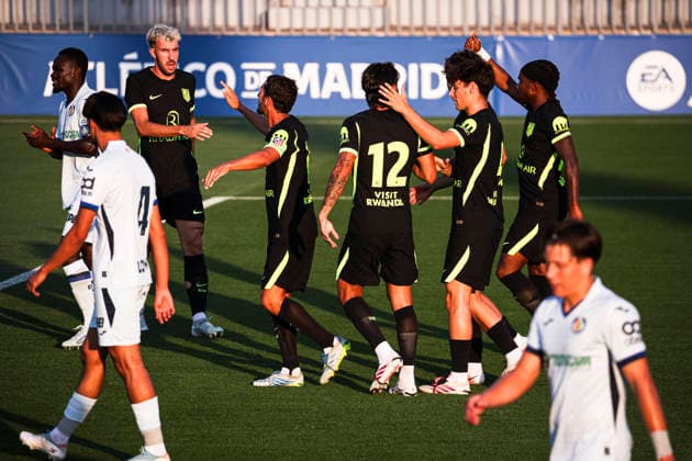 ESP: Atletico de Madrid v Getafe CF Pre season match 2026 2027 Ademola Lookman of Atletico de Madrid celebrates his goal with his teammates during Pre season match between Atletico de Madrid and Getafe at Estadio Cerro del Espino on July 24, 2026 in Majadahonda, Madrid, Spain. Madrid Madrid Spain Football *** ESP Atlético de Madrid vs. Getafe CF, 2026–2027 Preseason Match: Ademola Lookman of Atlético de Madrid celebrates his goal with his teammates during the preseason match between Atlético de Madrid and Getafe at Estadio Cerro del Espino on July 24, 2026 in Majadahonda, Madrid, Spain Madrid Madrid Spain Soccer Copyright: xAlejandroxMatiasx