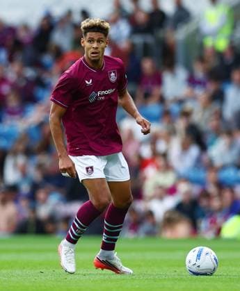 Ugo Raghouber of Burnley Burnley v Espanyol, Pre Season Friendly, Football, Turf Moor, Burnley, UK - 29 Jul 2026Burnley Turf Moor United Kingdom EDITORIAL USE ONLY No use with unauthorised audio, video, data, fixture lists, club league logos or live services. Online in-match use limited to 120 images, no video emulation. No use in betting, games or single club league player publications.  Copyright: xMattxWest Shutterstockx 17016064r