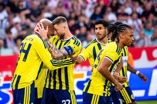 2026.07.29 Zabrze pilka nozna Eliminacje Ligi Mistrzow sezon 2026 2027 Gornik Zabrze - Fenerbahce N z Anderson Talisca, Milan Skriniar Foto Weronika Morciszek PressFocus 2026.07.29 Zabrze Football - Champions League Elimination season 2026 2027 Gornik Zabrze - Fenerbahce Anderson Talisca, Milan Skriniar Credit: Weronika Morciszek PressFocus NEWSPIX.PL --- newspix.pl 