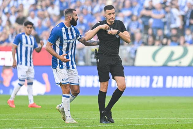 PoznaÅ 29.07.2026. Football UEFA Champions League Qualifying Second Round. Season 2026 2027 match between Lech Poznan and Aarhus GF in Poznan, Poland --- Liga Mistrzow druga runda eliminacji sezon 2026 2027 mecz Lech PoznaÅ - Aarhus GF Persons Shown : Mikael Ishak sÄ™dzia referee Fot. Antoni Dec Arena Akcji NEWSPIX.PL --- newspix.pl 