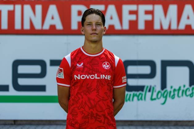 Leon Robinson (1.FC Kaiserslautern), 1.FC Kaiserslautern, 2.Bundesliga, Porträttermin, 2026 2027, 29.07.2026 1.FC Kaiserslautern, 2.Bundesliga, Porträttermin, 2026 2027, 29.07.2026 Kaiserslautern *** Leon Robinson, 1. FC Kaiserslautern, 1. FC Kaiserslautern, 2. Bundesliga, photo shoot, 2026–2027, July 29, 2026, 1 FC Kaiserslautern, 2. Bundesliga, photo shoot, 2026–2027, July 29, 2026, Kaiserslautern Copyright: xEibner-Pressefoto AlexanderxNeisx EP_ANS