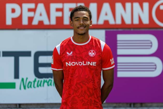 Thierry Tazemeta (1.FC Kaiserslautern), 1.FC Kaiserslautern, 2.Bundesliga, Porträttermin, 2026 2027, 29.07.2026 1.FC Kaiserslautern, 2.Bundesliga, Porträttermin, 2026 2027, 29.07.2026 Kaiserslautern *** Thierry Tazemeta, 1. FC Kaiserslautern, 1. FC Kaiserslautern, 2. Bundesliga, photo shoot, 2026–2027, July 29, 2026, 1 FC Kaiserslautern, 2. Bundesliga, photo shoot, 2026–2027, July 29, 2026, Kaiserslautern Copyright: xEibner-Pressefoto AlexanderxNeisx EP_ANS