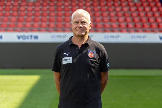 Dr. Udo Tiefenbacher (1.FC Heidenheim, Teamarzt), GER, 1.FC Heidenheim, Fussball, 2. Bundesliga, Portraettermin 2026 2027, 29.07.2026, DFL DFB REGULATIONS PROHIBIT ANY USE OF PHOTOGRAPHS AS IMAGE SEQUENCES AND OR QUASI-VIDEO, GER, 1.FC Heidenheim, Fussball, 2. Bundesliga, Portraettermin 2026 2027, 29.07.2026 Heidenheim *** Dr. Udo Tiefenbacher, 1. FC Heidenheim, Team Doctor, GER, 1. FC Heidenheim, Soccer, 2. Bundesliga, Photo Shoot 2026–2027, July 29, 2026, DFL and DFB regulations prohibit any use of photographs as image sequences and or quasi-video, GER, 1 FC Heidenheim, soccer, 2. Bundesliga, portrait session 2026–2027, July 29, 2026, Heidenheim Copyright: xEibner-Pressefoto JanixPlessx EP_JPL