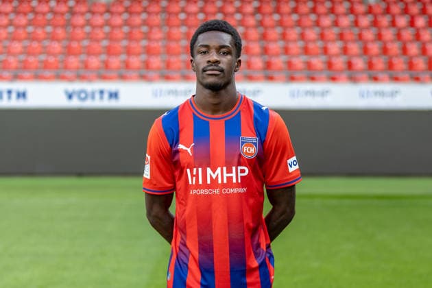 Christian Conteh (1.FC Heidenheim, 10), GER, 1.FC Heidenheim, Fussball, 2. Bundesliga, Portraettermin 2026 2027, 29.07.2026, DFL DFB REGULATIONS PROHIBIT ANY USE OF PHOTOGRAPHS AS IMAGE SEQUENCES AND OR QUASI-VIDEO, GER, 1.FC Heidenheim, Fussball, 2. Bundesliga, Portraettermin 2026 2027, 29.07.2026 Heidenheim *** Christian Conteh, 1 FC Heidenheim, 10, GER, 1 FC Heidenheim, Soccer, 2. Bundesliga, Photo Shoot 2026–2027, July 29, 2026, DFL and DFB regulations prohibit any use of photographs as image sequences and or quasi-video, GER, 1 FC Heidenheim, soccer, 2. Bundesliga, photo shoot 2026–2027, July 29, 2026, Heidenheim Copyright: xEibner-Pressefoto JanixPlessx EP_JPL