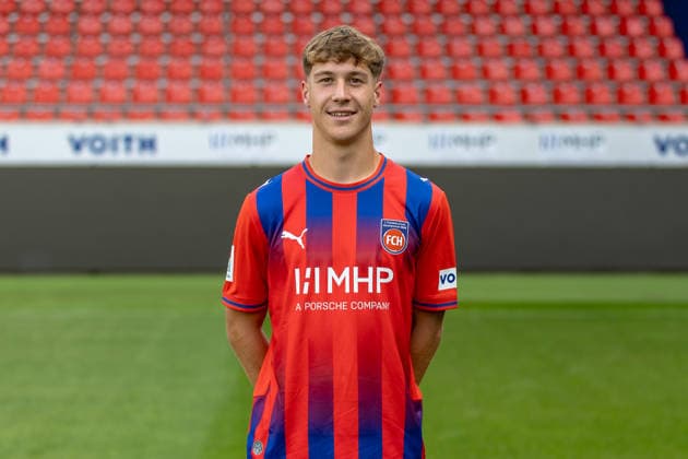 Yannik Wagner (1.FC Heidenheim, 38), GER, 1.FC Heidenheim, Fussball, 2. Bundesliga, Portraettermin 2026 2027, 29.07.2026, DFL DFB REGULATIONS PROHIBIT ANY USE OF PHOTOGRAPHS AS IMAGE SEQUENCES AND OR QUASI-VIDEO, GER, 1.FC Heidenheim, Fussball, 2. Bundesliga, Portraettermin 2026 2027, 29.07.2026 Heidenheim *** Yannik Wagner, 1 FC Heidenheim, 38, GER, 1 FC Heidenheim, soccer, 2. Bundesliga, photo shoot 2026–2027, July 29, 2026, DFL and DFB regulations prohibit any use of photographs as image sequences and or quasi-video, GER, 1 FC Heidenheim, soccer, 2. Bundesliga, portrait session 2026–2027, July 29, 2026, Heidenheim Copyright: xEibner-Pressefoto JanixPlessx EP_JPL