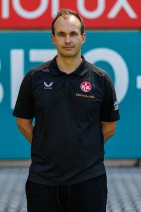 Dr. Nils Veith (Mannschaftsarzt), 1.FC Kaiserslautern, 2.Bundesliga, Porträttermin, 2026 2027, 29.07.2026 1.FC Kaiserslautern, 2.Bundesliga, Porträttermin, 2026 2027, 29.07.2026 Kaiserslautern *** Dr. Nils Veith, Team Physician, 1. FC Kaiserslautern, 2. Bundesliga, Photo Shoot, 2026–2027, July 29, 2026, 1. FC Kaiserslautern, 2. Bundesliga, profile interview, 2026–2027, July 29, 2026, Kaiserslautern Copyright: xEibner-Pressefoto AlexanderxNeisx EP_ANS