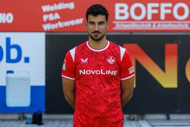 Ivan Prtajin (1.FC Kaiserslautern), 1.FC Kaiserslautern, 2.Bundesliga, Porträttermin, 2026 2027, 29.07.2026 1.FC Kaiserslautern, 2.Bundesliga, Porträttermin, 2026 2027, 29.07.2026 Kaiserslautern *** Ivan Prtajin, 1. FC Kaiserslautern, 1. FC Kaiserslautern, 2. Bundesliga, photo shoot, 2026–2027, July 29, 2026, 1 FC Kaiserslautern, 2. Bundesliga, photo shoot, 2026–2027, July 29, 2026, Kaiserslautern Copyright: xEibner-Pressefoto AlexanderxNeisx EP_ANS