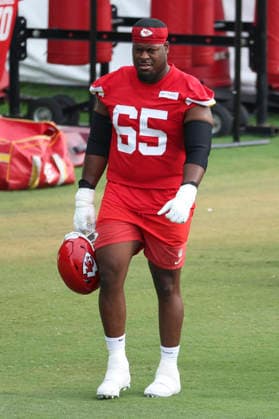 ST. JOSEPH, MO - JULY 29: Trey Smith 65 during the Kansas City Chiefs training camp on July 29, 2026 at Missouri Western State University in St. Joseph, MO. (Photo by Scott Winters Icon Sportswire) NFL, American Football Herren, USA JUL 29 Chiefs Training Camp EDITORIAL USE ONLY Icon2607290541