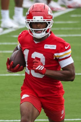 ST. JOSEPH, MO - JULY 29: Cyrus Allen 13 runs with the ball during the Kansas City Chiefs training camp on July 29, 2026 at Missouri Western State University in St. Joseph, MO. (Photo by Scott Winters Icon Sportswire) NFL, American Football Herren, USA JUL 29 Chiefs Training Camp EDITORIAL USE ONLY Icon2607290780