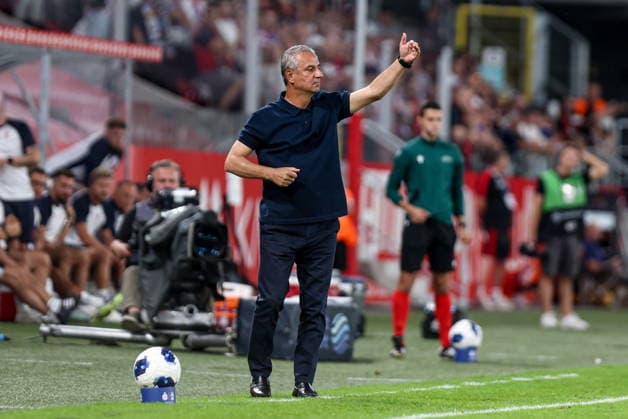 29.07.2025, Zabrze Liga Mistrzow UEFA sezon 2026 27 runda II kwalifikacji, Gornik Zabrze - Fenerbahce SK Stambul - UEFA Champions League football Match season 2026 27 round II qualification Gornik Zabrze - Fenerbahce SK Stambul Nz. Ismail Kartal Fot. Michal Chwieduk Arena Akcji NEWSPIX.PL --- newspix.pl 