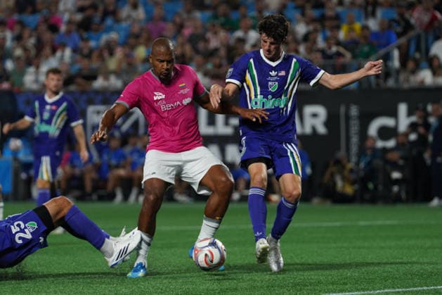 Salomon Rondon (L) of Liga MX All Stars in action during the Major League Soccer All-Star Game between MLS, Fussball Herren, USA All Stars and Liga MX All-Stars at Bank of America stadium in Charlotte, USA, 29 jULY 2026. All-Star Game: MLS All Stars vs. Liga MX All-Stars !ACHTUNG: NUR REDAKTIONELLE NUTZUNG!  Copyright: xKennethxFernandezx GR4026 20260730-55021027302_1