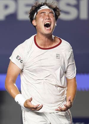 LOS CABOS TENNIS OPEN 2026 LOS CABOS TENNIS OPEN 2026 JIRI LEHECKA VS COLEMAN WONG 29072026 LOS CABOS, BAJA CALIFORNIA, MEXICO. Action photo of Coleman Wong of Hong Kong, during game of the Los Cabos Tennis Open 2026 held at the Cabo Sports Complex in Baja California, Mexico. Foto de accion de Coleman Wong de Hong Kong, durante juego del Los Cabos Tennis Open 2026 celebrado en el Cabo Sports Complex de Baja California, Mexico. PHOTO BY IMAGENSHOP AGENCIA FOTOGRAFICA LOS CABOS BAJA CALIFORNIA MEXICO *** LOS CABOS TENNIS OPEN 2026 LOS CABOS TENNIS OPEN 2026 JIRI LEHECKA VS COLEMAN WONG 07 29 2026 LOS CABOS, BAJA CALIFORNIA, MEXICO Action photo of Coleman Wong of Hong Kong during a match at the 2026 Los Cabos Tennis Open held at the Cabo Sports Complex in Baja California, Mexico Action photo of Coleman Wong of Hong Kong, during a match at the 2026 Los Cabos Tennis Open held at the Cabo Sports Complex in Baja California, Mexico PHOTO BY IMAGENSHOP PHOTO AGENCY LOS CABOS BAJA CALIFORNIA MEXICO Copyright: xIMAGENSHOPxAGENCIAxFOTOGRAFICAx