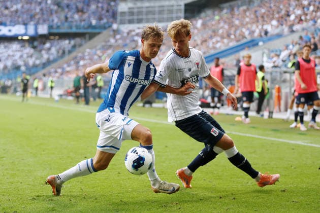 Lech Poznan V Aarhus GF - UEFA Champions League 2026 2027 Second Qualifying Round Second Leg Robert Gumny and Frederik Emmery during the UEFA Champions League 2026 2027 Second Qualifying Round Second Leg match between Lech Poznan and Aarhus GF at Enea Stadium in Poznan, Poland, on July 29, 2026. Poznan Poland  Copyright: xPiotrxMatusewiczx originalFilename:matusewicz-lechpozn260729_npRK8.jpg