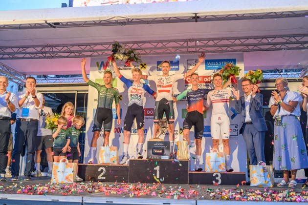 wels, austria, 29 july 2026, bicycle race welser innenstadtkriterium, awarding ceremony men s race *** Wels, Österreich, 29. Juli 2026, Radrennen Welser Innenstadtkriterium , Siegerehrung beim Herrenrennen Copyright: xx