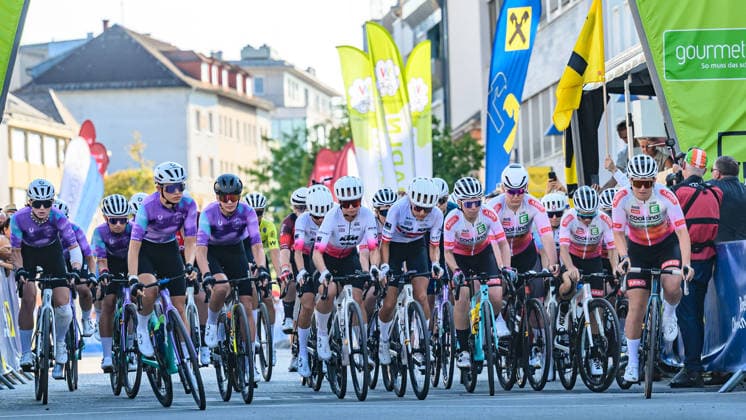 wels, austria, 29 july 2026, bicycle race welser innenstadtkriterium, woman s race *** Wels, Österreich, 29. Juli 2026, Radrennen Welser Innenstadtkriterium , Frauenrennen Copyright: xx