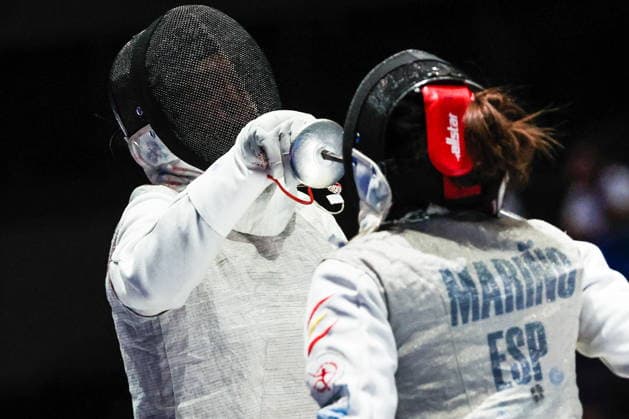 CHINA, HONG KONG - JULY 30, 2026: Athlete Anna Solovyova of Russia fights in her team foil bout against Maria Marino of Spain during the 2026 Kerry Fencing World Championships 2026 Fencing World Championships In Hong Kong  - ZUMAt113 20260730_zaa_t113_037 Copyright: xMikhailxSinitsynx
