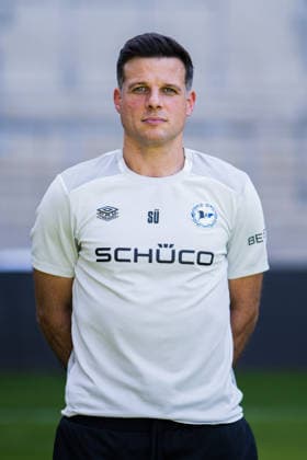 Torwarttrainer Steffen Süßner; DSC Arminia Bielefeld; 2. BL, Porträttermin 2026 2027. Bielefeld Nordrhein-Westfalen Deutschland Schüco Arena *** Goalkeeper Coach Steffen Süßner, DSC Arminia Bielefeld 2 (2nd Bundesliga), Profile Session 2026–2027, Bielefeld, North Rhine-Westphalia, Germany, Schüco Arena