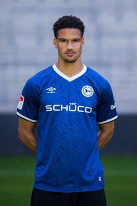 Joel Felix; DSC Arminia Bielefeld; 2. BL, Porträttermin 2026 2027. Bielefeld Nordrhein-Westfalen Deutschland Schüco Arena *** Joel Felix, DSC Arminia Bielefeld 2 (2nd Bundesliga), Photo Shoot 2026–2027, Bielefeld, North Rhine-Westphalia, Germany, Schüco Arena