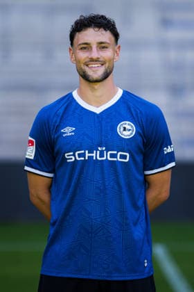 Maximilian Bauer; DSC Arminia Bielefeld; 2. BL, Porträttermin 2026 2027. Bielefeld Nordrhein-Westfalen Deutschland Schüco Arena *** Maximilian Bauer, DSC Arminia Bielefeld 2 (2nd Bundesliga), Photo Shoot 2026–2027, Bielefeld, North Rhine-Westphalia, Germany, Schüco Arena