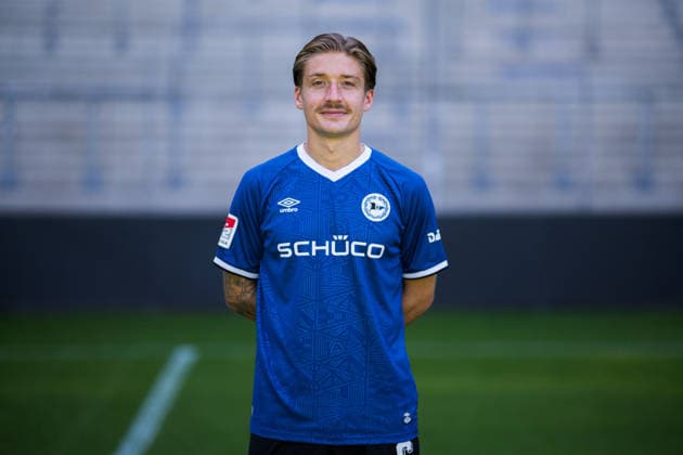 Marvin Mehlem; DSC Arminia Bielefeld; 2. BL, Porträttermin 2026 2027. Bielefeld Nordrhein-Westfalen Deutschland Schüco Arena *** Marvin Mehlem, DSC Arminia Bielefeld 2 (2nd Bundesliga), Photo Shoot 2026–2027, Bielefeld, North Rhine-Westphalia, Germany, Schüco Arena