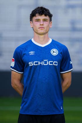 Maximilian Großer; DSC Arminia Bielefeld; 2. BL, Porträttermin 2026 2027. Bielefeld Nordrhein-Westfalen Deutschland Schüco Arena *** Maximilian Großer, DSC Arminia Bielefeld 2 (2nd Bundesliga), Photo Shoot 2026–2027, Bielefeld, North Rhine-Westphalia, Germany, Schüco Arena