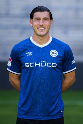 Stefano Russo; DSC Arminia Bielefeld; 2. BL, Porträttermin 2026 2027. Bielefeld Nordrhein-Westfalen Deutschland Schüco Arena *** Stefano Russo, DSC Arminia Bielefeld 2 (2nd Bundesliga), Photo Shoot 2026–2027, Bielefeld, North Rhine-Westphalia, Germany, Schüco Arena
