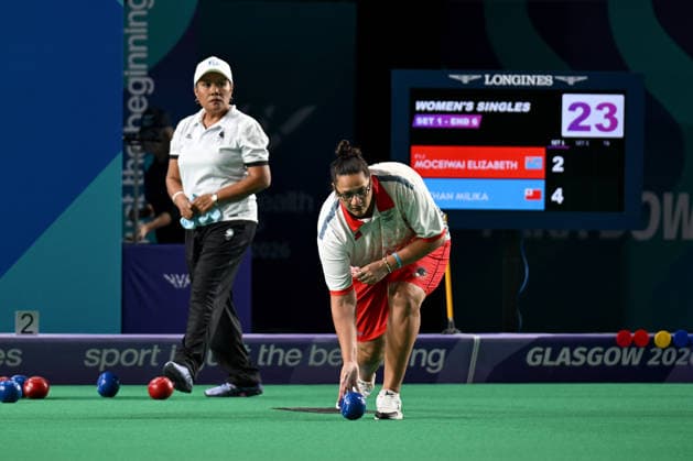 COM26 BOWLS, Milika Nathan of Tonga bowls as Elizabeth Moceiwai of Fiji looks on during the Women™s Singles Sectional Play between Fiji and Tonga at the Glasgow 2026 Commonwealth Games at SEC Centre Hall 3 in Glasgow, Scotland, Thursday, July 30, 2026. ( NO ARCHIVING, EDITORIAL USE ONLY Glasgow United Kingdom  Copyright: xLUKASxCOCHx 20260730114647004865