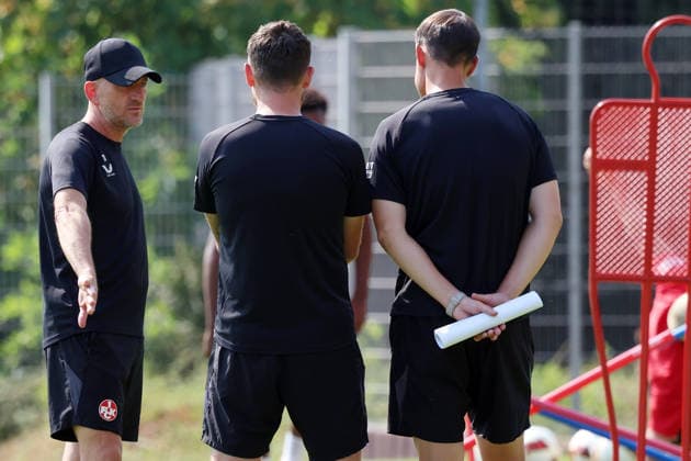 30.07.2026, xrekx, Fussball 2.Bundesliga, 1.FC Kaiserslautern - Training v.l. Torsten Lieberknecht Trainer (1.FC Kaiserslautern) (DFL DFB REGULATIONS PROHIBIT ANY USE OF PHOTOGRAPHS as IMAGE SEQUENCES and or QUASI-VIDEO) Kaiserslautern *** July 30, 2026, xrekx, Soccer 2. Bundesliga, 1 FC Kaiserslautern Training: Torsten Lieberknecht, Coach of 1 FC Kaiserslautern. DFL and DFB regulations prohibit any use of photographs as image sequences and or quasi-video. Kaiserslautern