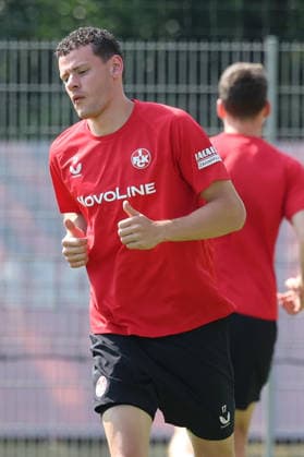 30.07.2026, xrekx, Fussball 2.Bundesliga, 1.FC Kaiserslautern - Training v.l. Erencan YardÄ±mc (1.FC Kaiserslautern) (DFL DFB REGULATIONS PROHIBIT ANY USE OF PHOTOGRAPHS as IMAGE SEQUENCES and or QUASI-VIDEO) Kaiserslautern *** July 30, 2026, xrekx, Soccer 2. Bundesliga, 1 FC Kaiserslautern Training by Erencan Yardimci 1 FC Kaiserslautern DFL DFB REGULATIONS PROHIBIT ANY USE OF PHOTOGRAPHS AS IMAGE SEQUENCES AND OR QUASI-VIDEO Kaiserslautern