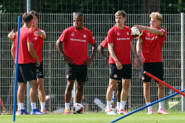30.07.2026, xrekx, Fussball 2.Bundesliga, 1.FC Kaiserslautern - Training v.l. Leon Robinson (1.FC Kaiserslautern) David Schramm (1.FC Kaiserslautern) Paul Joly (1.FC Kaiserslautern) Mika Haas (1.FC Kaiserslautern) (DFL DFB REGULATIONS PROHIBIT ANY USE OF PHOTOGRAPHS as IMAGE SEQUENCES and or QUASI-VIDEO) Kaiserslautern *** July 30, 2026, xrekx, Soccer 2. Bundesliga, 1 FC Kaiserslautern Training: Leon Robinson, 1 FC Kaiserslautern, David Schramm, 1 FC Kaiserslautern, Paul Joly, 1 FC Kaiserslautern, Mika Haas, 1 FC Kaiserslautern. DFL and DFB regulations prohibit any use of photographs as image sequencesand or QUASI-VIDEO Kaiserslautern