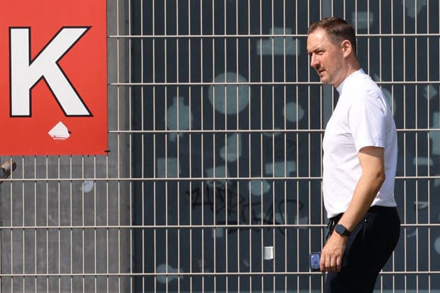 30.07.2026, xrekx, Fussball 2.Bundesliga, 1.FC Kaiserslautern - Training v.l. Marcel Klos Sportdirektor (1.FC Kaiserslautern) (DFL DFB REGULATIONS PROHIBIT ANY USE OF PHOTOGRAPHS as IMAGE SEQUENCES and or QUASI-VIDEO) Kaiserslautern *** July 30, 2026, xrekx, Soccer 2. Bundesliga, 1 FC Kaiserslautern Training with Marcel Klos, Sports Director of 1 FC Kaiserslautern. DFL and DFB regulations prohibit any use of photographs as image sequences and or quasi-video. Kaiserslautern