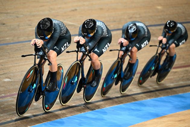 Glasgow 2026 Commonwealth Games Picture by Olly Hassell SWpix.com - 30 07 2026 - Glasgow 2026 Commonwealth Games - Track cycling, Rad, Radsport, Bahnrad, Bahn and Para Track Cycling - Sir Chris Hoy Velodrome, Glasgow, Scotland - Women s 4000m Team Pursuit Qualifying - Bryony Botha, Samantha Donnelly, Prudence Fowler, Ally Maree Wollaston of New Zealand Glasgow Sir Chris Hoy Velodrome Scotland Copyright: x xSWpix.comx(t axPhotographyxHubxLtd)xOllyxHassell SWpix.comx SWP-3030-15942