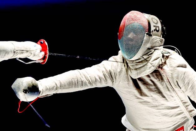 CHINA, HONG KONG - JULY 30, 2026: Athlete Sang-won Park represents South Korea in a men s team sabre event during the 2026 Kerry Fencing World Championships 2026 Fencing World Championships In Hong Kong  - ZUMAt113 20260730_zaa_t113_128 Copyright: xMikhailxSinitsynx