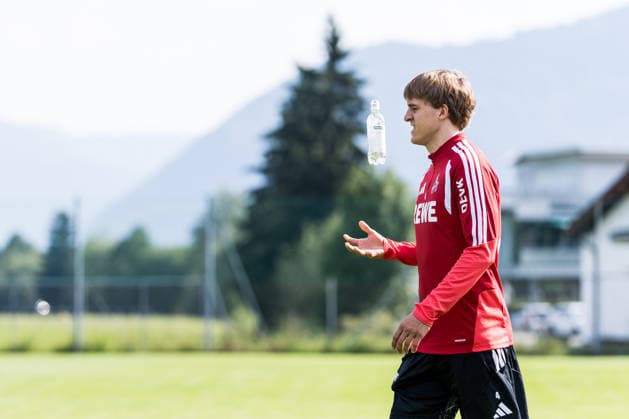 ST. JOHANN IN TIROL, AUSTRIA - JULY 30: Timo Huebers (Hübers, Hubers, 1. FC Koeln, 4) during a training session at trainings camp in Kitzbuehel of season 2026 27 at Koasastadion on July 30, 2026 in St. Johann in Tirol, Austria. Austria Copyright: xSteffiexWunderlx