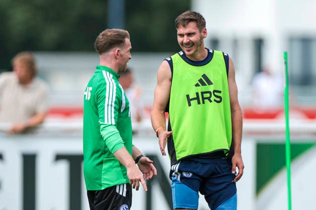 30.07.2026, Fussball, Training des FC Schalke 04. Maximilian Wöber (FC Schalke 04). Gelsenkirchen Trainingsgelände FC Schalke 04 NRW Deutschland xRHR-FOTO YYx *** July 30, 2026, Soccer, FC Schalke 04 Training Session Maximilian Wöber FC Schalke 04 Gelsenkirchen FC Schalke 04 Training Facility NRW Germany xRHR PHOTO YYx Copyright: RHR-FOTOx RHR-FOTO YY