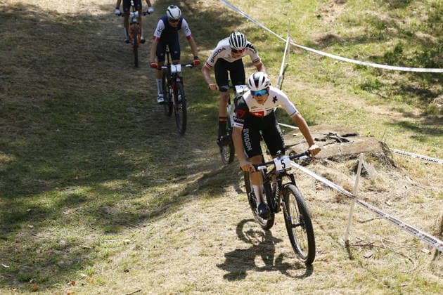 30.07.2026, Monteceneri, Monte Ceneri, 2026 UEC MTB European Championship, EM, Europameisterschaft XCC Men Junior s Final (cross country short track), Marwan Barhoumi 5 (SUI), Elias Hückmann 2 (GER) and Noa Filippi 1 (FRA) Monteceneri Monte Ceneri Ticino Switzerland *** July 30, 2026, Monteceneri, Monte Ceneri, 2026 UEC MTB European Championship XCC Men s Junior Final—Cross Country Short Track—Marwan Barhoumi (5th, SUI), Elias Hückmann (2nd, GER), and Noa Filippi (1st, FRA)—Monteceneri, Monte Ceneri, Ticino, Switzerland Copyright: xJustPictures.ch FrancescoxMinghettix jp-en-FrMi-_NG_0806