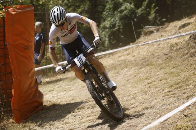 30.07.2026, Monteceneri, Monte Ceneri, 2026 UEC MTB European Championship, EM, Europameisterschaft XCC Men Junior s Final (cross country short track), Gus Lawson 10 (GBR) Monteceneri Monte Ceneri Ticino Switzerland *** July 30, 2026, Monteceneri, Monte Ceneri, 2026 UEC MTB European Championship XCC Men s Junior Final, Cross Country Short Track, Gus Lawson 10 GBR, Monteceneri, Monte Ceneri, Ticino, Switzerland Copyright: xJustPictures.ch FrancescoxMinghettix jp-en-FrMi-_NG_0876