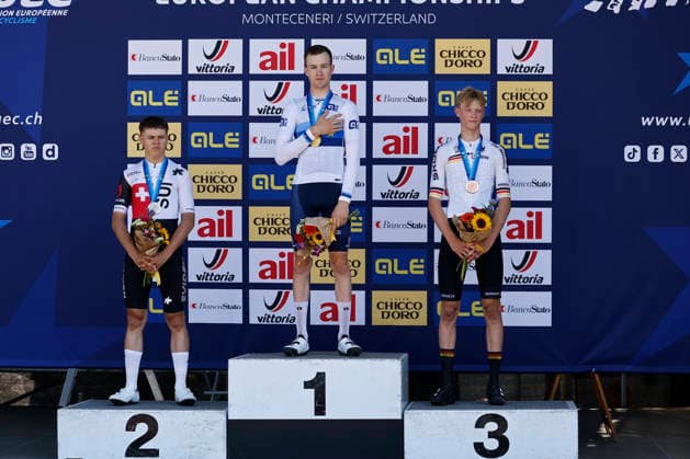 30.07.2026, Monteceneri, Monte Ceneri, 2026 UEC MTB European Championship, EM, Europameisterschaft XCC Men Junior s Final (cross country short track), Marwan Barhoumi 5 (SUI) 2nd place and silver medal, Noa Filippi 1 (FRA) 1st place, European Champion and gold medal and Elias Hückmann 2 (GER) 3rd place and bronze medal Monteceneri Monte Ceneri Ticino Switzerland *** July 30, 2026, Monteceneri, Monte Ceneri, 2026 UEC MTB European Championship XCC Men s Junior Final (cross-country short track), Marwan Barhoumi 5 SUI, 2nd place and silver medal, Noa Filippi 1 FRA 1st place, European Champion, and gold medal; and Elias Hückmann 2 GER 3rd place and bronze medal, Monteceneri, Monte Ceneri, Ticino, Switzerland Copyright: xJustPictures.ch FrancescoxMinghettix jp-en-FrMi-_NG_1114